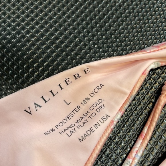 NWT Vallière Swim Bikini Top Size large - Picture 7 of 7
